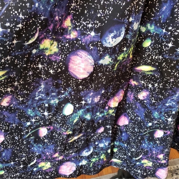 Hot Topic  Planet Fit and Flare Dress Size Medium - Picture 3 of 8